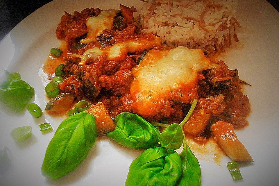 Hackfleischpfanne mit Tomaten und Gemüse