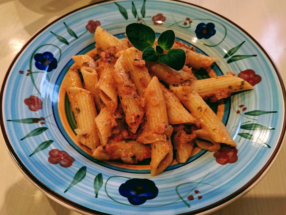 Penne in Kräuter-Tomatensauce von rwenner | Chefkoch