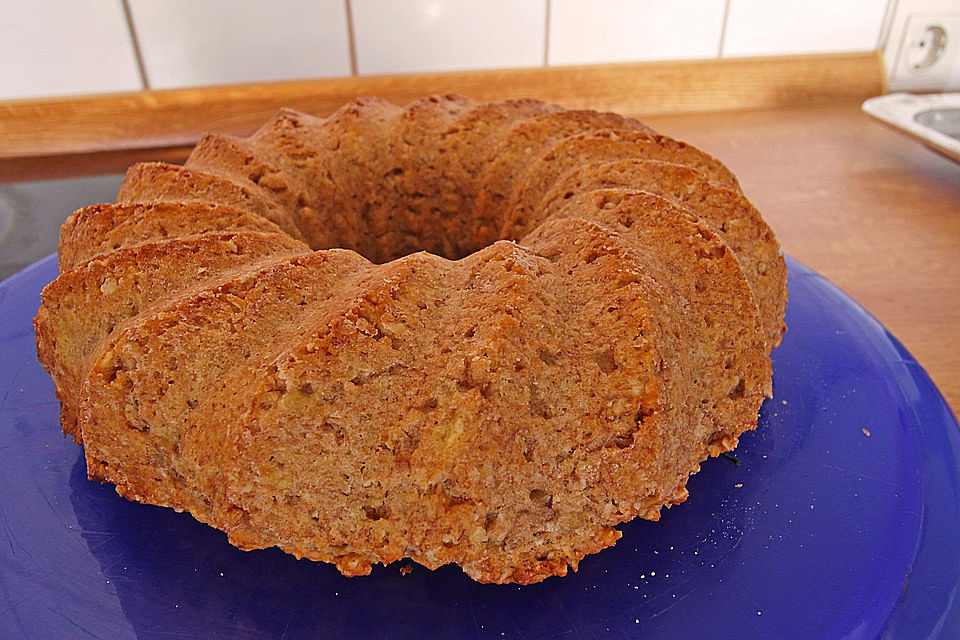 Veganer Bananen-Haferflocken-Kuchen