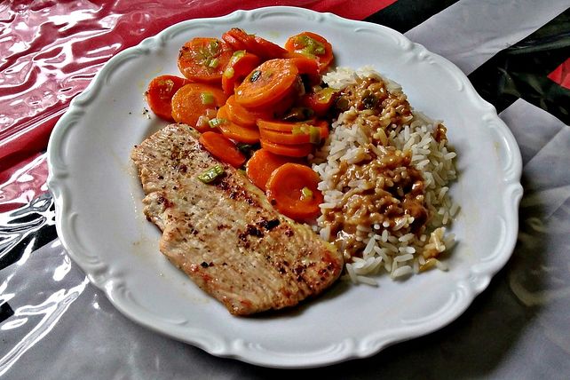 Putensteak mit Reis und Möhren| Chefkoch