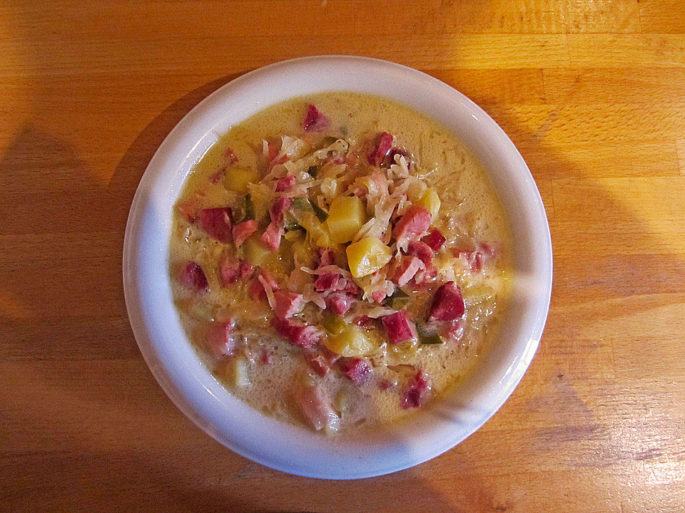 Rahm-Sauerkraut-Suppe von Sonnie37| Chefkoch