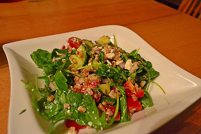 Emmerreis-Salat mit Tomaten-Gurken-Salsa von Damaris16| Chefkoch