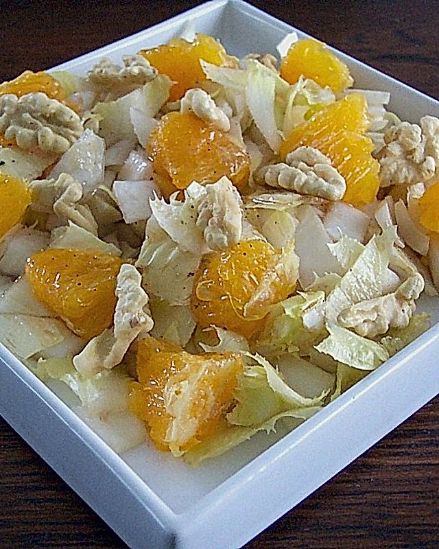 Chicoreesalat mit Orangen