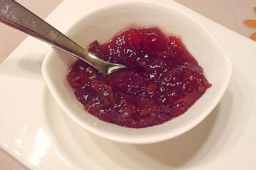 Schnelle Himbeer-Rhabarber Marmelade in der Mikrowelle