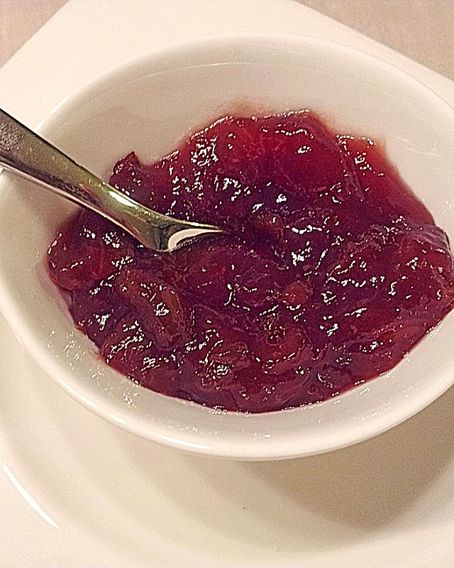 Schnelle Himbeer-Rhabarber Marmelade in der Mikrowelle