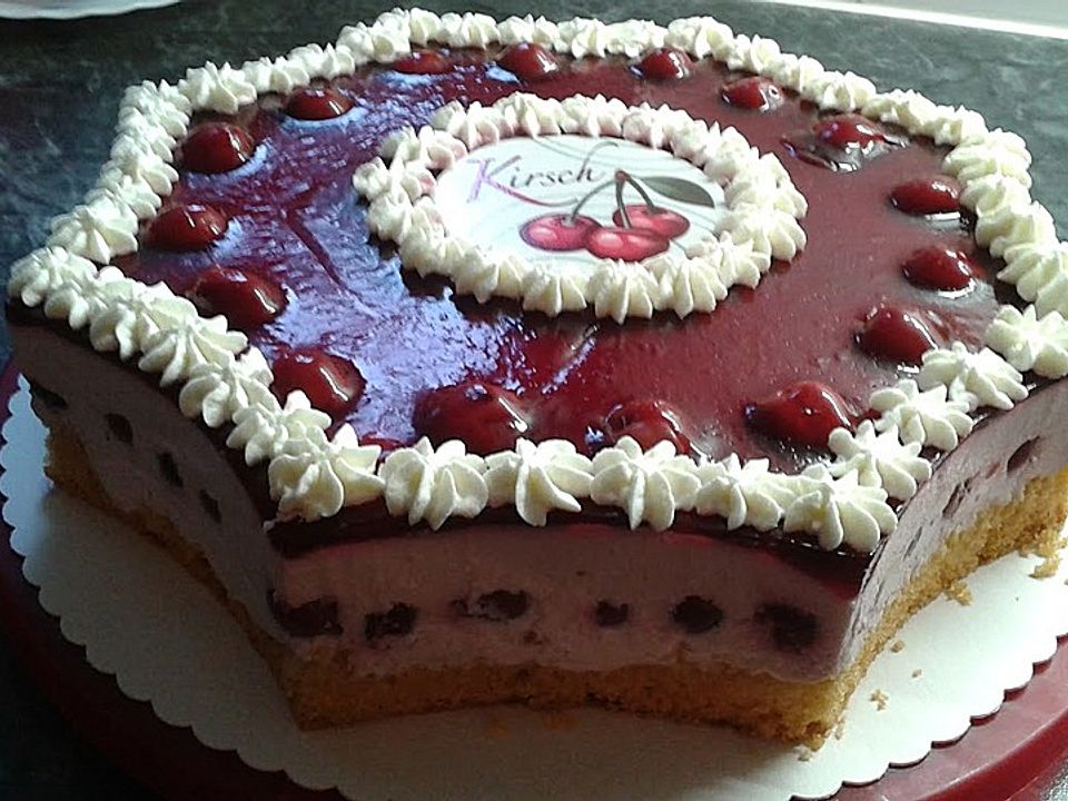 Frischkäsetorte mit Kirschen von Susi2206| Chefkoch