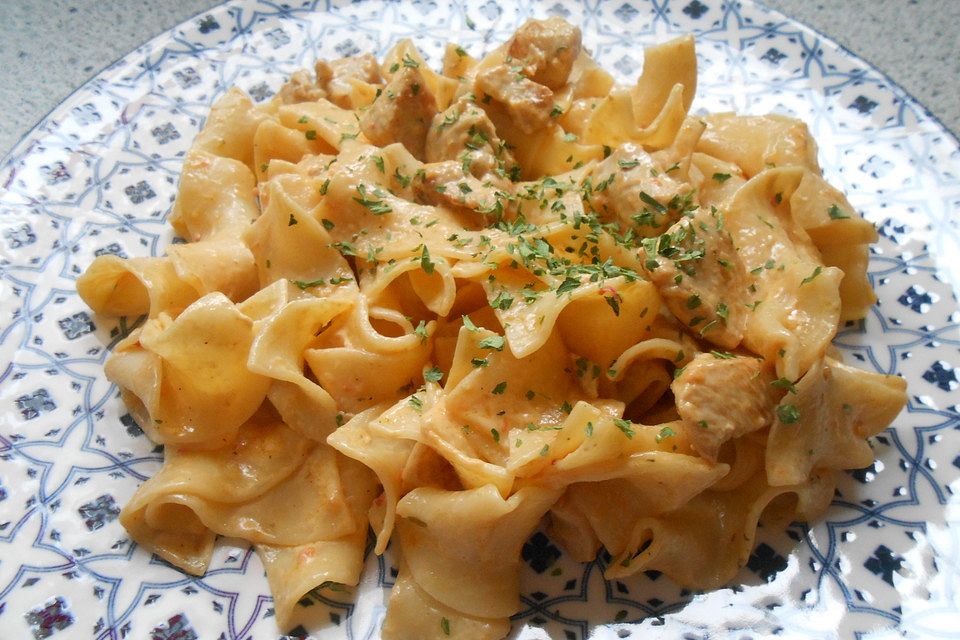 Brunch Hähnchen-Nudelpfanne