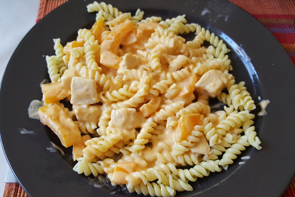 Brunch Hähnchen-Nudelpfanne