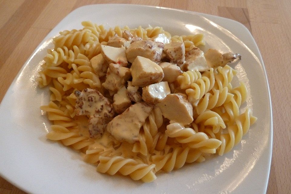 Brunch Hähnchen-Nudelpfanne