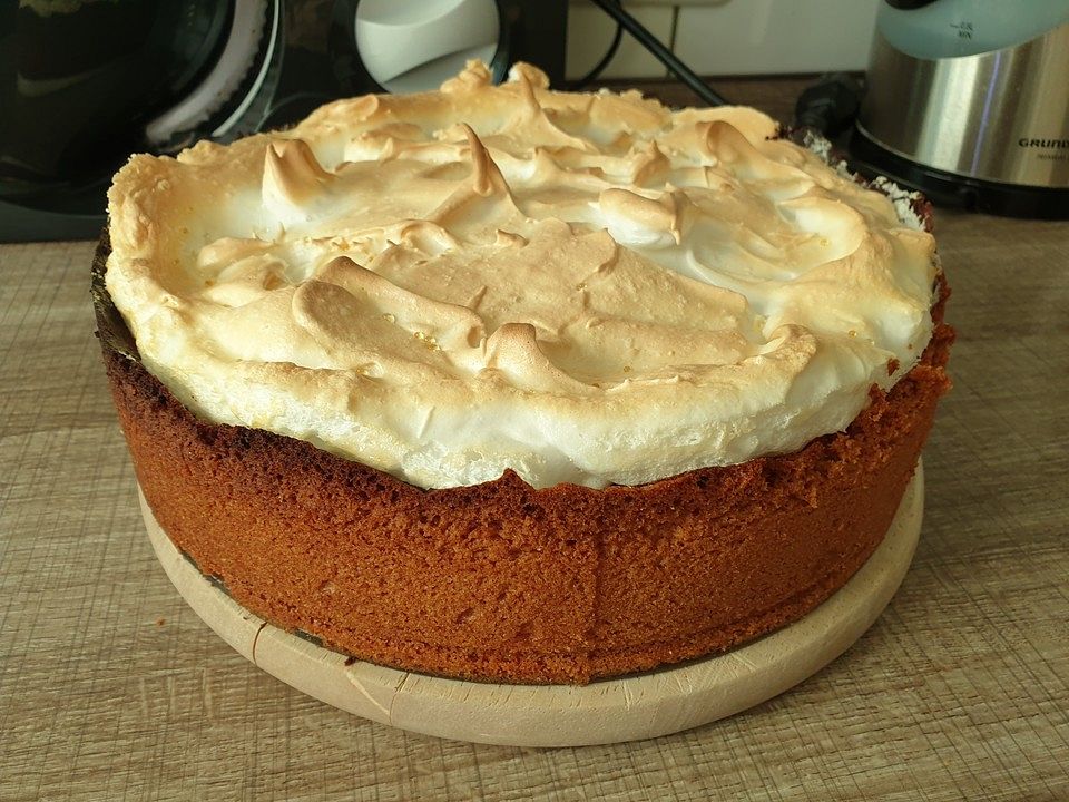 Tränchertorte mit Mandarinchen und Baiserhaube von JuLa_123| Chefkoch
