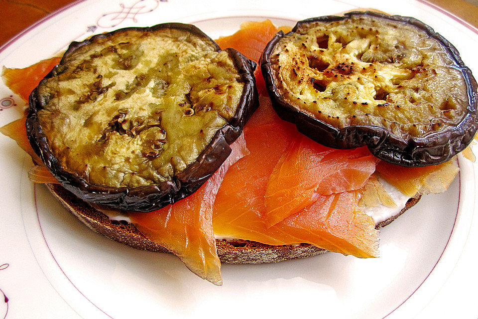 Lachs-Auberginen-Brot