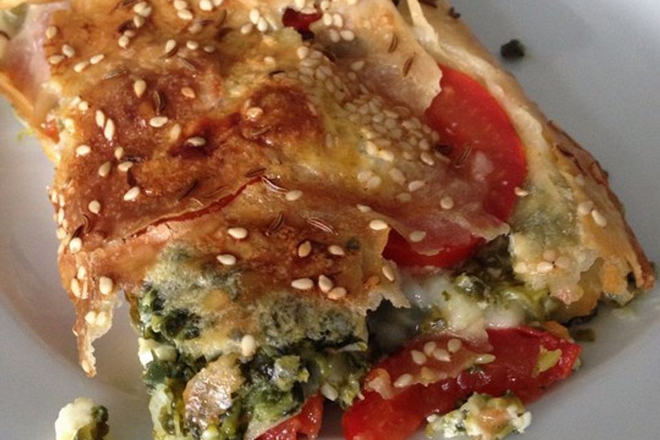 Spinat-Tomate-Feta-Börek vom Blech