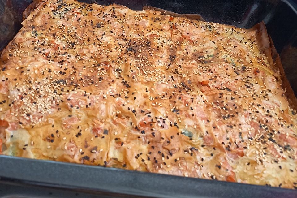 Spinat-Tomate-Feta-Börek vom Blech