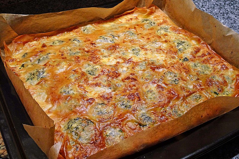 Spinat-Tomate-Feta-Börek vom Blech