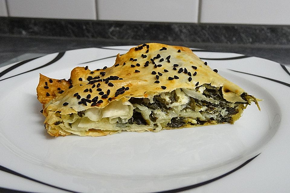 Spinat-Tomate-Feta-Börek vom Blech