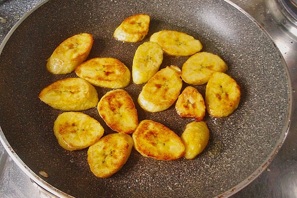 Tostones frittierte Kochbananen