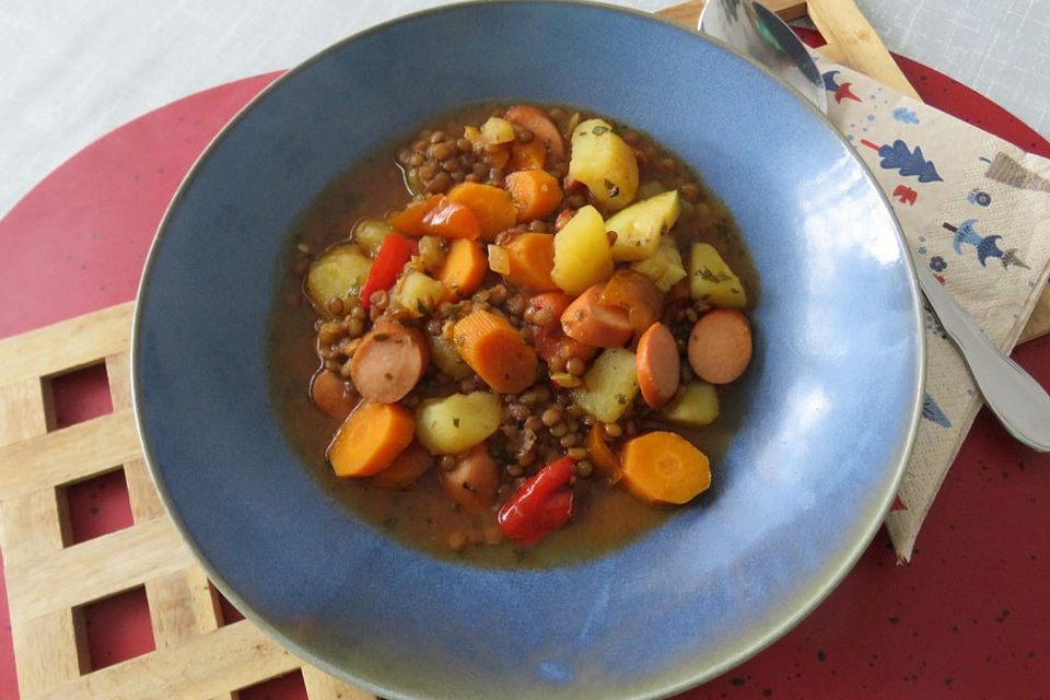 Spanische Linsensuppe