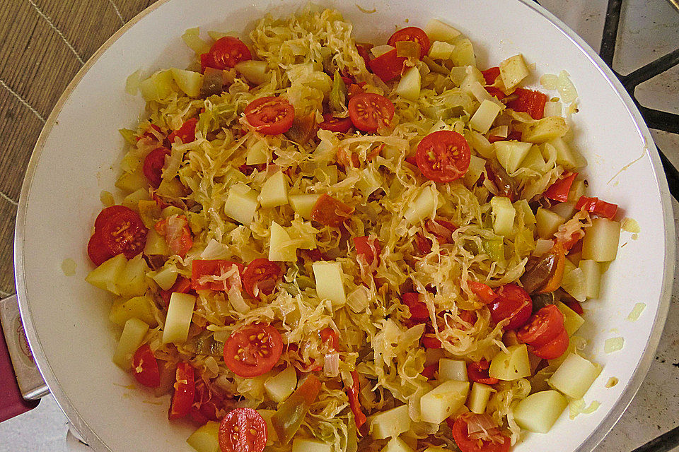 krümeltigers Sauerkraut-Paprikapfanne