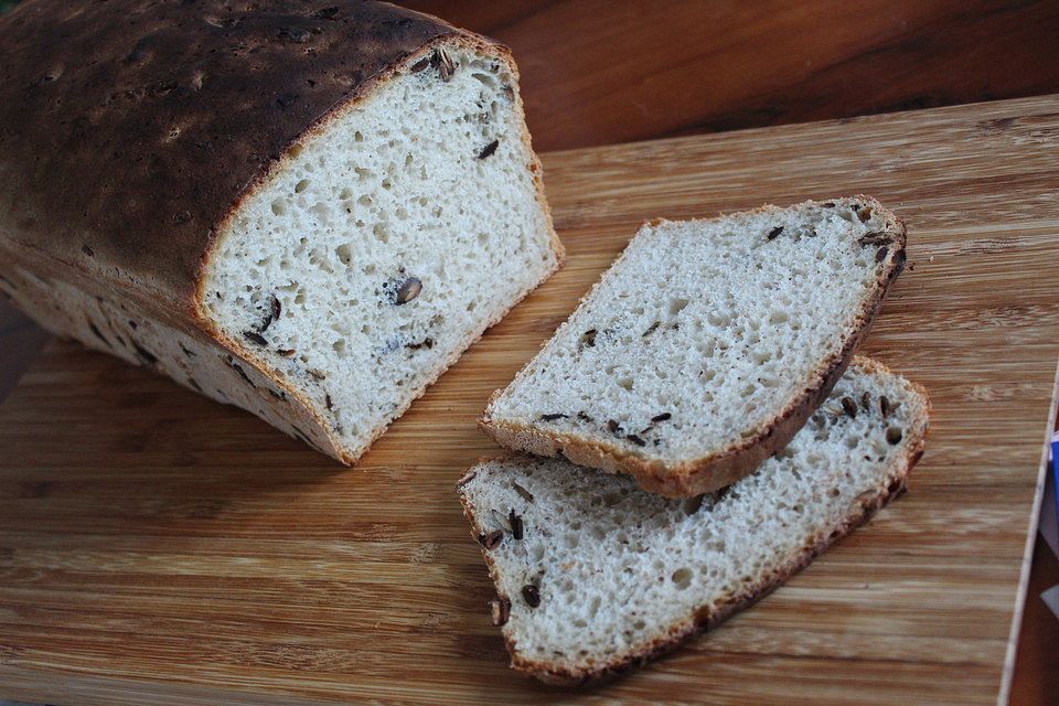 Helles Kürbiskernbrot