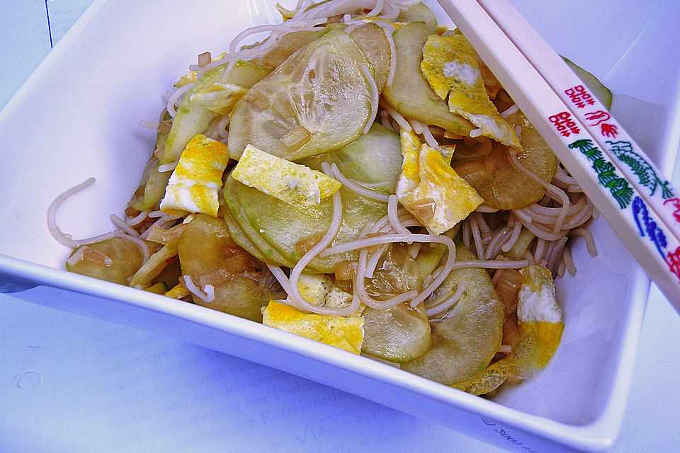 Chinesischer Gurkensalat