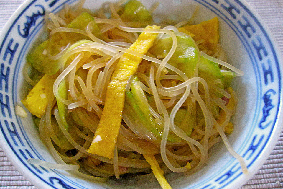 Chinesischer Gurkensalat