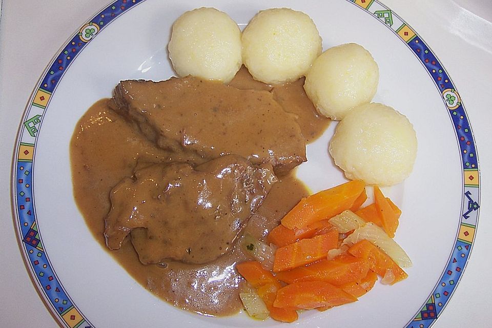 Rinderbraten in dunkler Biersauce