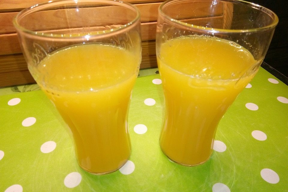 Orangen-Mandarinen-Zitronensaft Orangen-Mandarinen-Zitronensaft