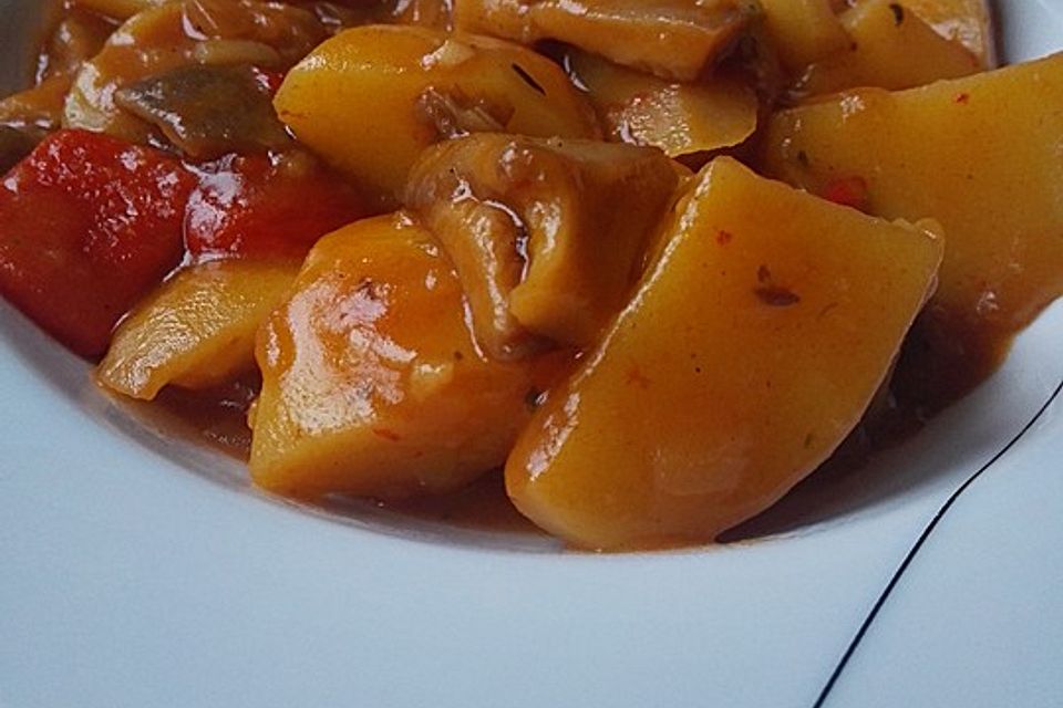 Kartoffelgulasch mit Austernpilzen