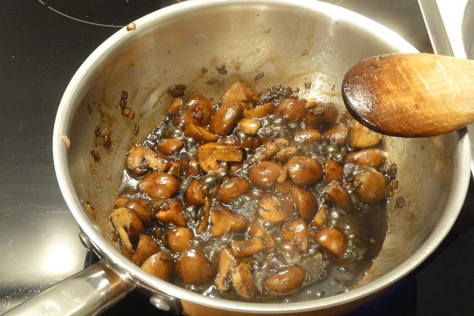 Champignons in Balsamico