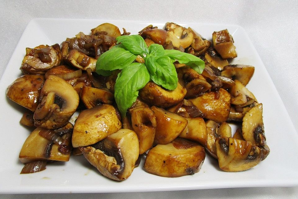 Champignons in Balsamico