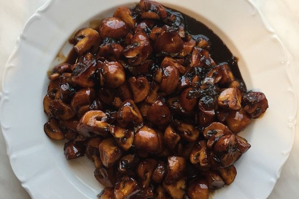 Champignons in Balsamico