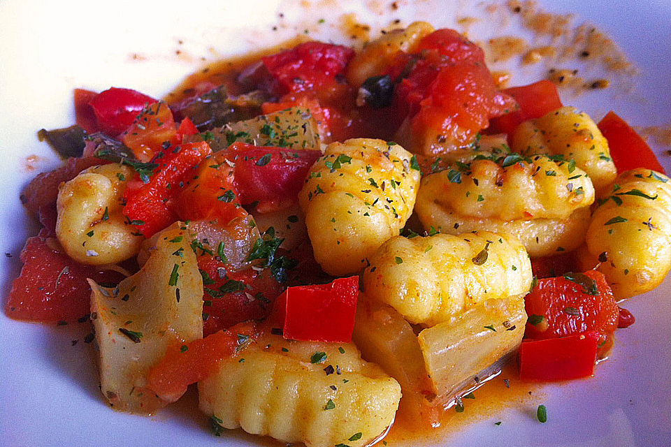 Gnocchi mit Tomaten-Fenchel-Gemüse