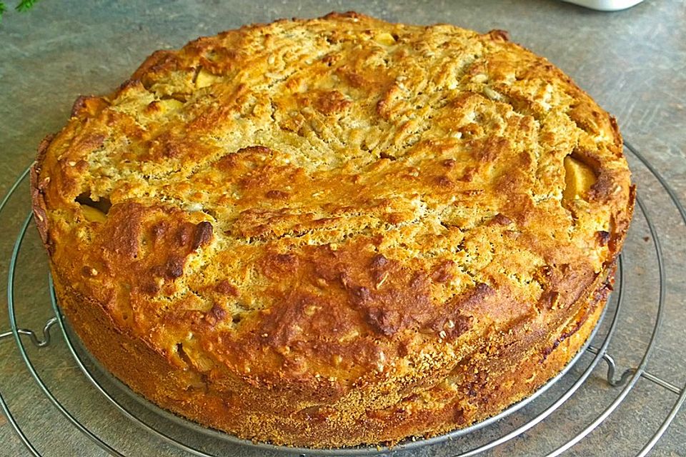 Apfelkuchen aus altem Brot