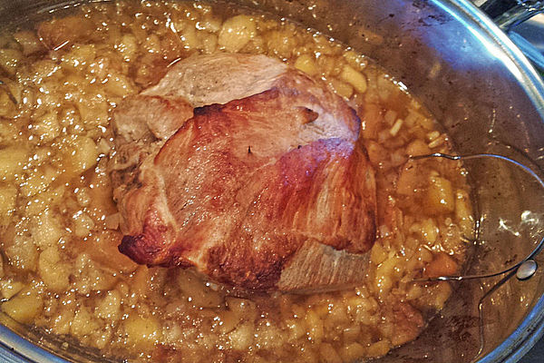 Schweinbraten mit Äpfeln - Roast Pork with Apples - aus dem Slowcooker ...