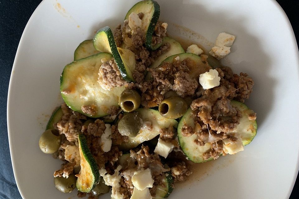 Griechischer Zucchini-Auflauf mit Feta