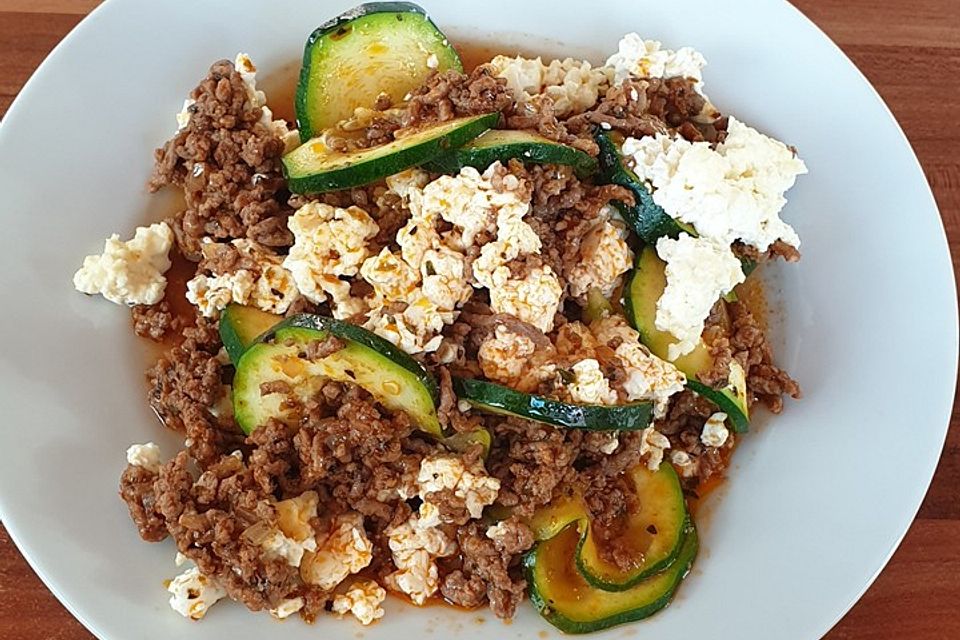 Griechischer Zucchini-Auflauf mit Feta