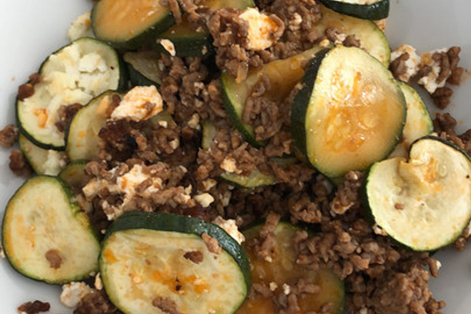 Griechischer Zucchini-Auflauf mit Feta