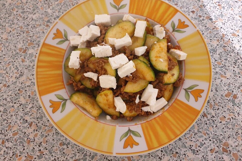 Griechischer Zucchini-Auflauf mit Feta