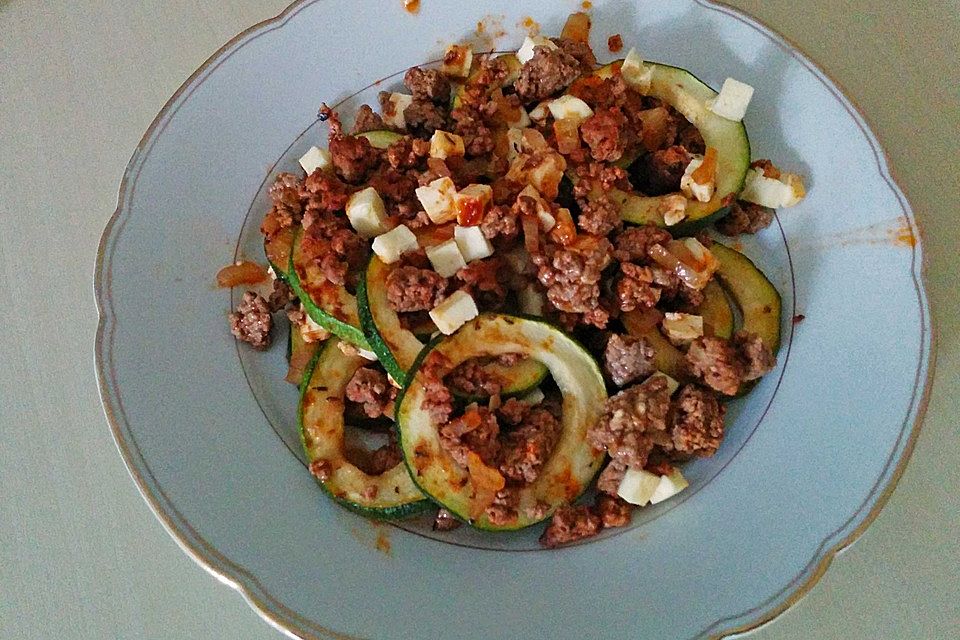 Griechischer Zucchini-Auflauf mit Feta