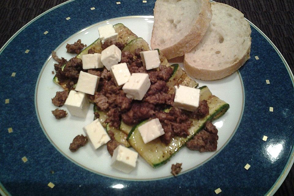 Griechischer Zucchini-Auflauf mit Feta