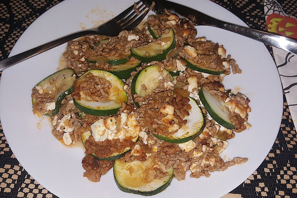 Griechischer Zucchini-Auflauf mit Feta