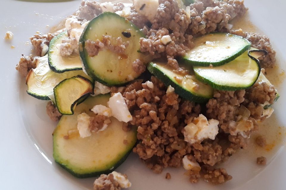 Griechischer Zucchini-Auflauf mit Feta