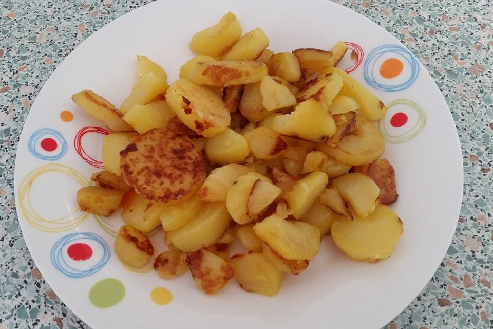 Bratkartoffeln - innen weich, außen sehr knusprig