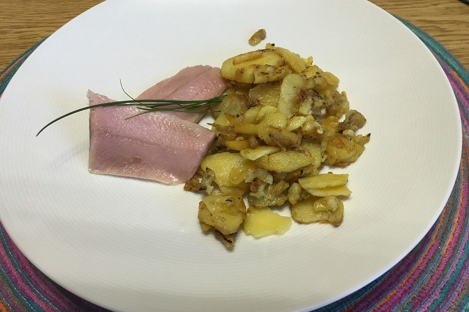 Bratkartoffeln - innen weich, außen sehr knusprig