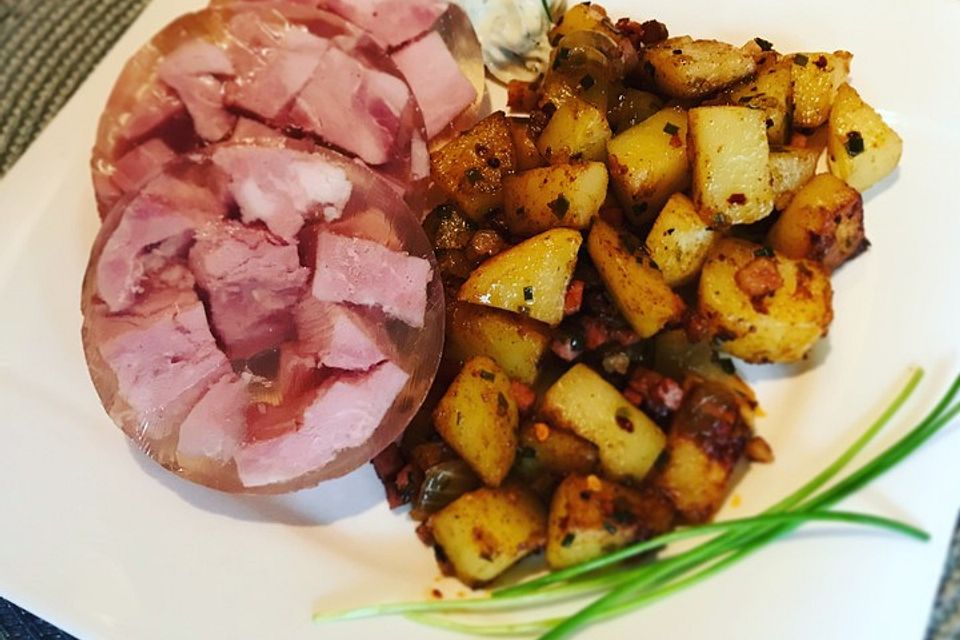 Bratkartoffeln - innen weich, außen sehr knusprig