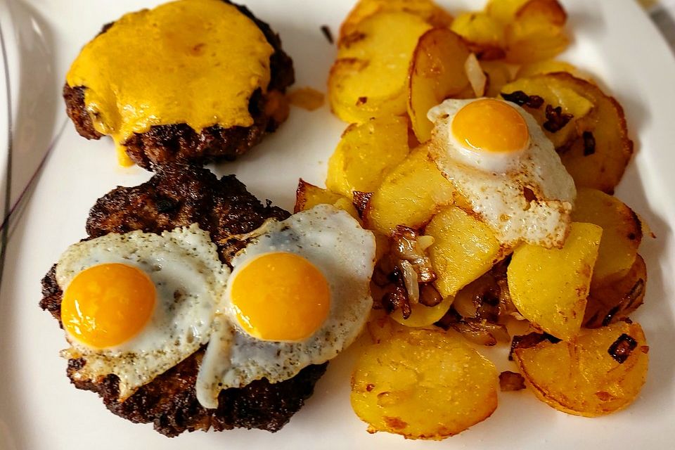 Bratkartoffeln - innen weich, außen sehr knusprig