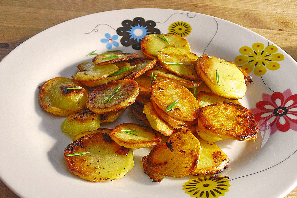 Bratkartoffeln - innen weich, außen sehr knusprig