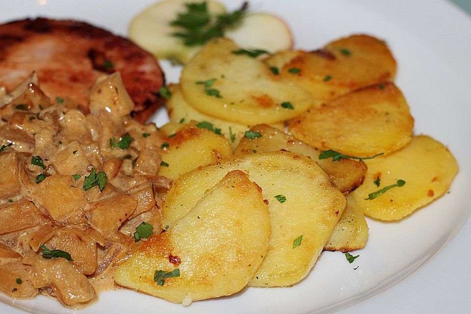 Bratkartoffeln - innen weich, außen sehr knusprig