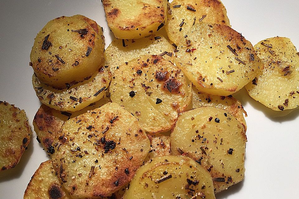 Bratkartoffeln - innen weich, außen sehr knusprig