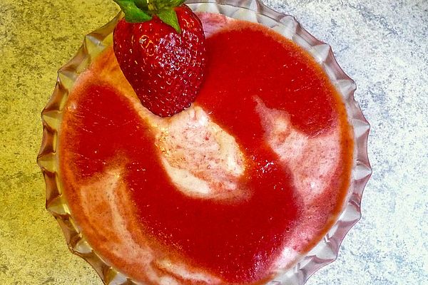 Erdbeer-Sahne Dessert von nudelmary | Chefkoch